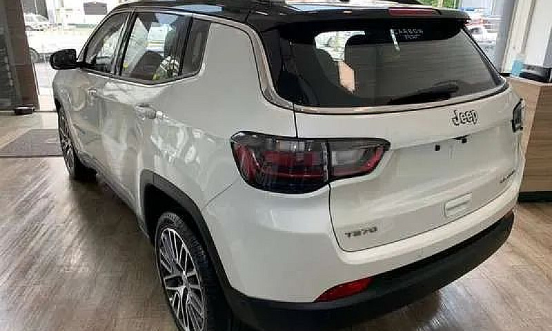 Jeep Compass 1.3 T27...
