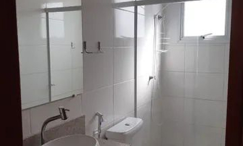 Apartamento Em Itapu...