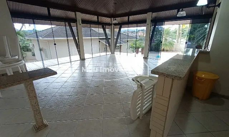 Casa 3 Dorm Com Pisc...
