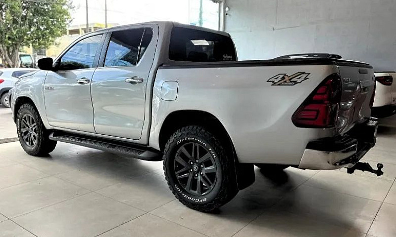 Toyota Hilux Cd Srx ...