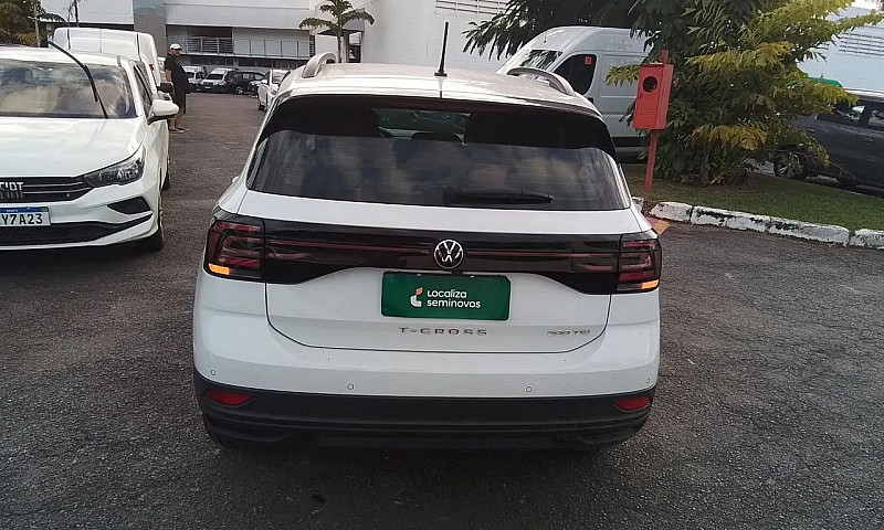Volkswagen T-Cross 2...