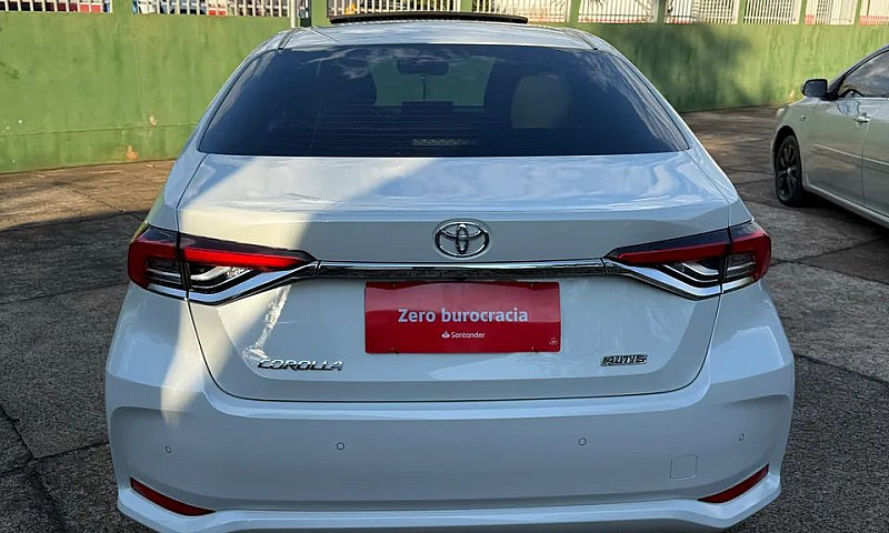 Toyota Corolla Altis...
