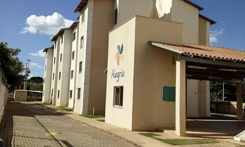 Alugo Apartamento 8K...