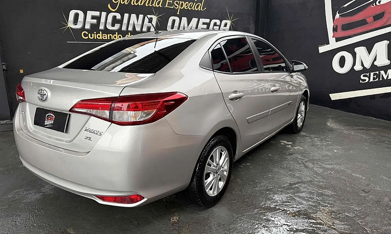 Toyota Yaris Xl Seda...