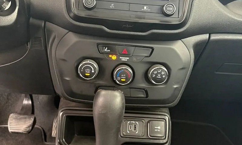Jeep Renegade Sport ...