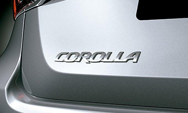 Corolla Altis Hibrid...