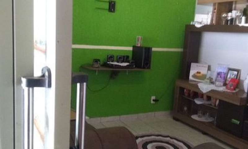 Vendo Uma Casa Marav...
