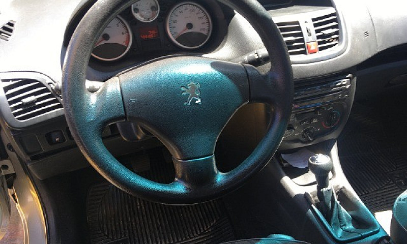 Peugeot 207 Hatch Xr...