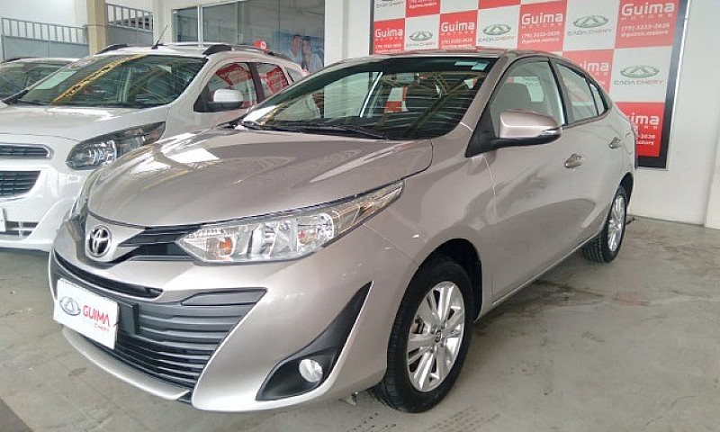 Toyota Yaris Sd Xl 1...