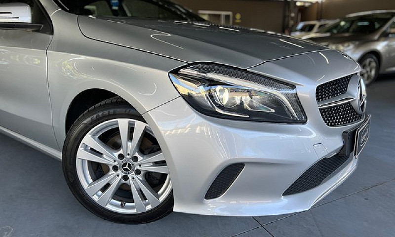 Mercedes-Benz Classe...