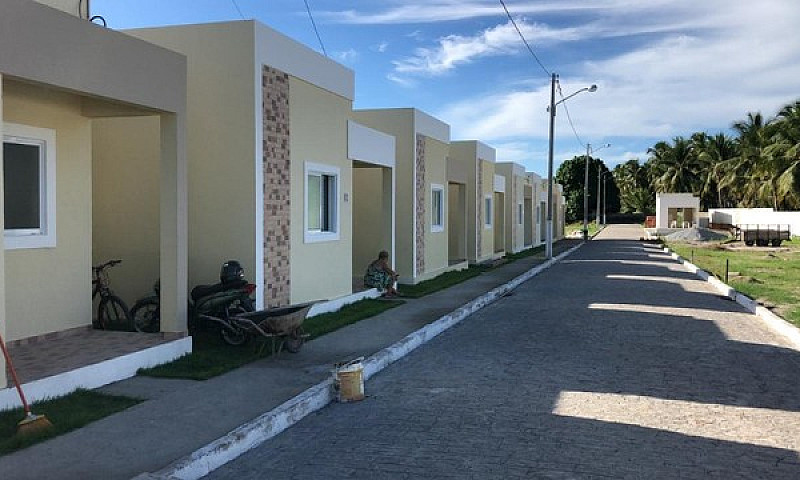 Condomínio Na Massag...