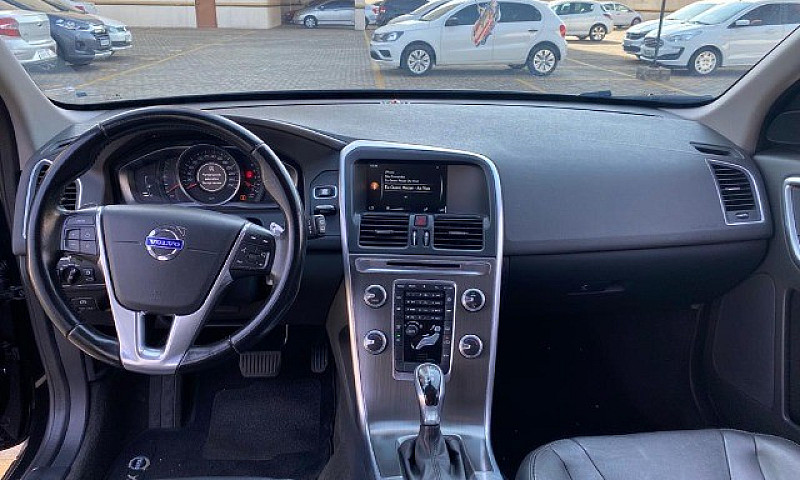 Volvo Xc-60 - 2.0 Tu...
