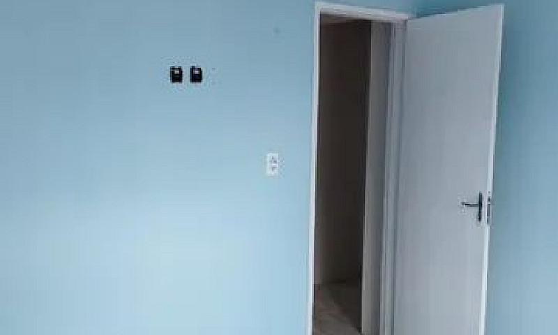 Aluga-Se Apartamento...