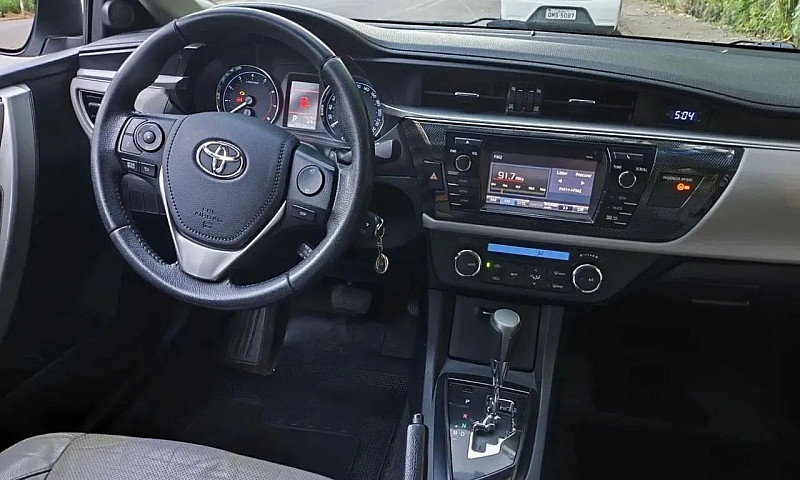 Toyota Corolla Xei 2...