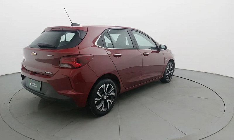Chevrolet Onix Hatch...