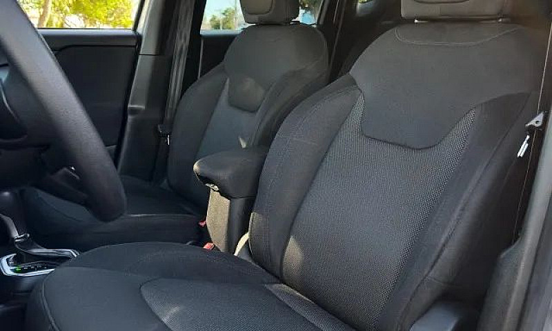 Jeep Renegade 1.8 4X...