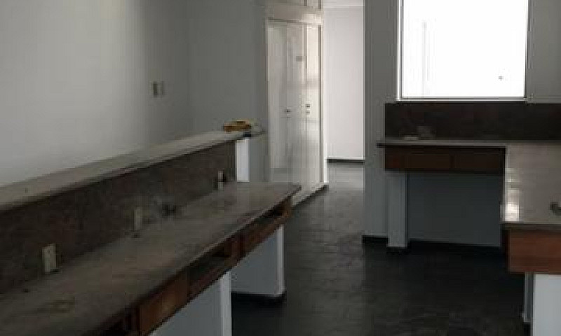 Casa/Prédio Comercia...