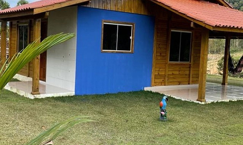 Sítio Com Casa Aragu...