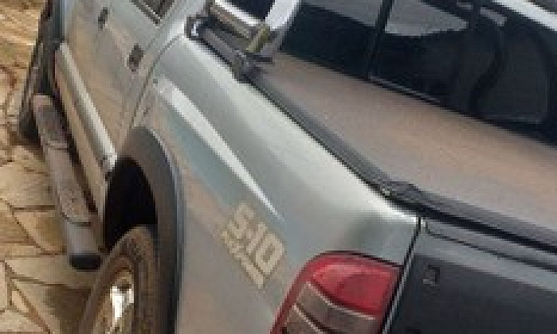  Caminhonete S10 Gas...