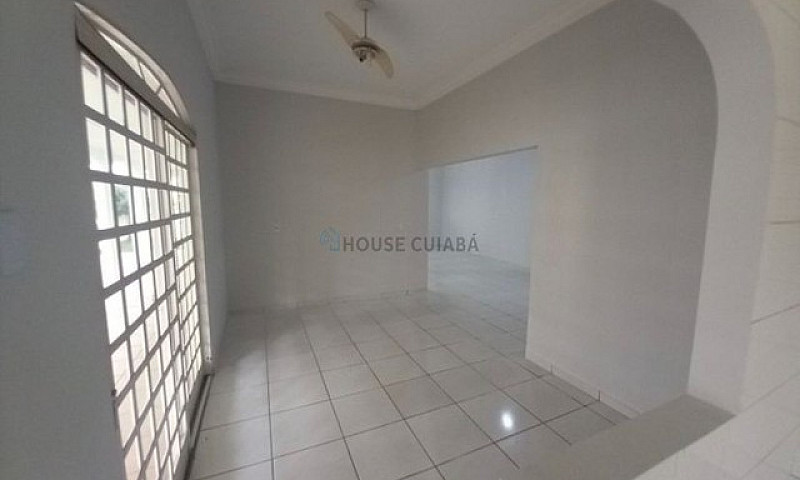 Linda Casa Comercial...