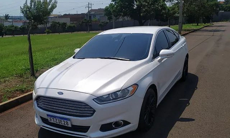 Ford Fusion Titanium...