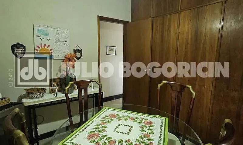 Leblon, Avenida Visc...