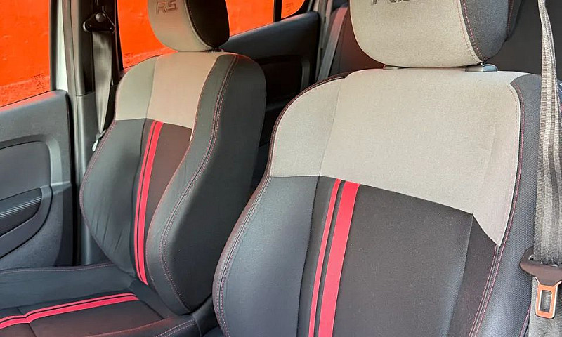 Renault Sandero Spor...