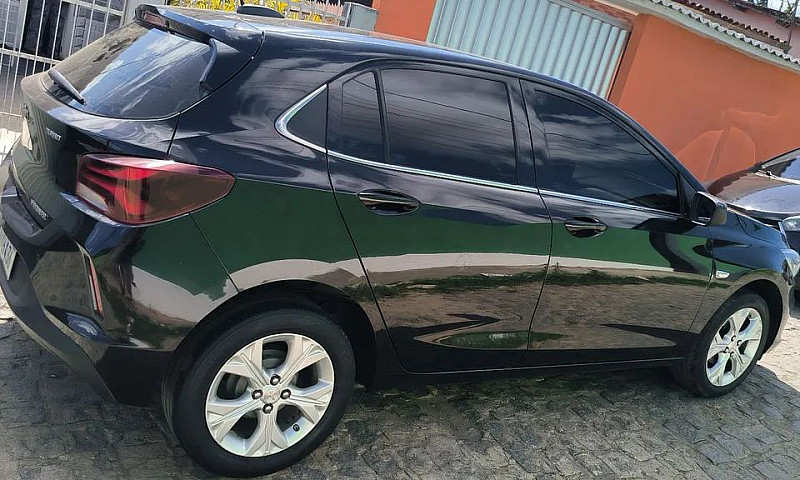 Chevrolet Onix Hatch...