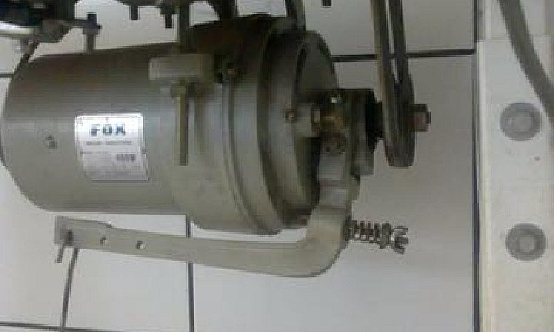 Máquina De Costura...