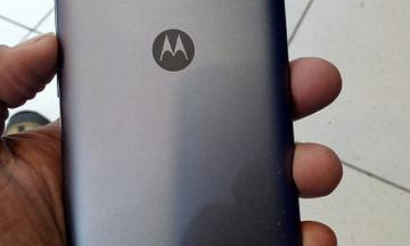 Moto E4 Plus...