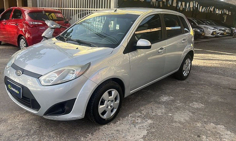 Ford Fiesta 1.6 2013...