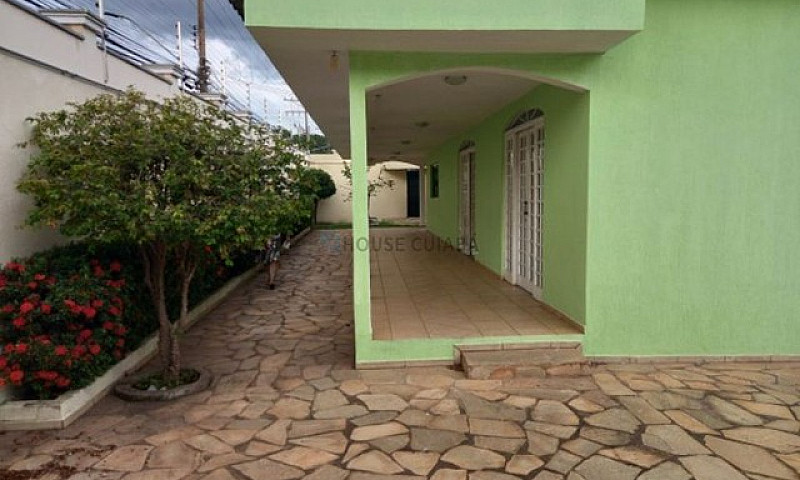 Linda Casa Comercial...