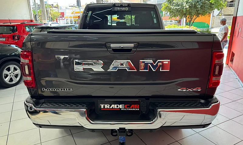 Ram 2500 2020 Apenas...