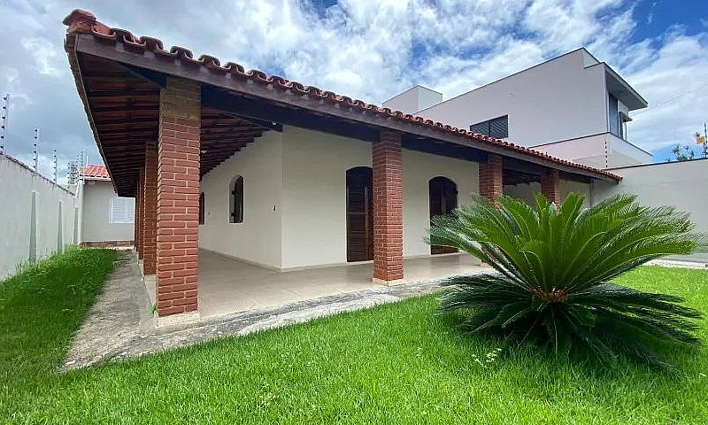 Casa A Venda No Bair...