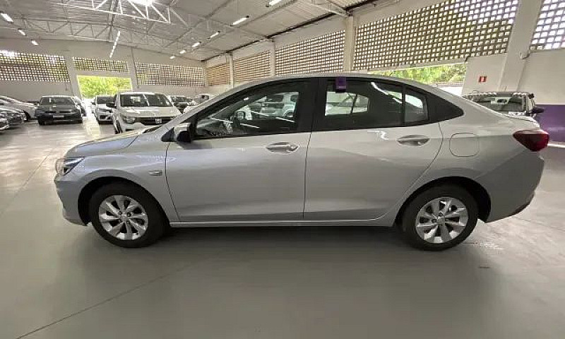 Chevrolet Onix Plus ...