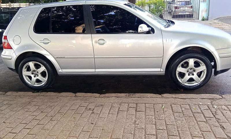 Volkswagen Golf 1.6 ...