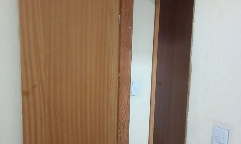 Vendo Uma Casa Em Sa...