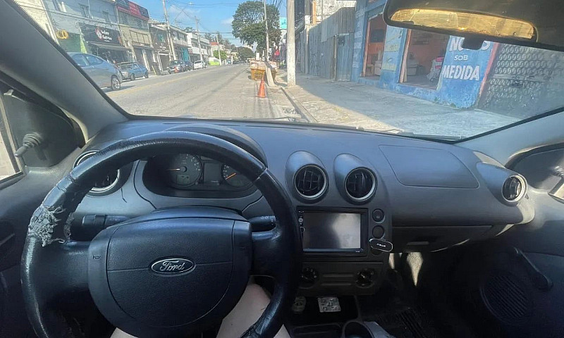 Ford Fiesta Street/ ...