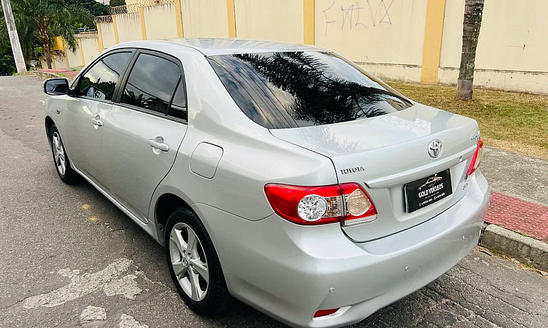 Toyota Corolla Xei 2...