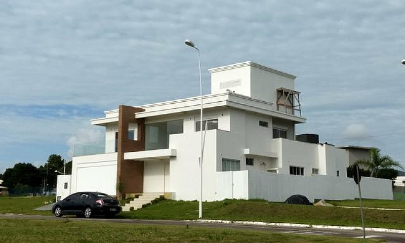 Linda Casa Em Cond**...