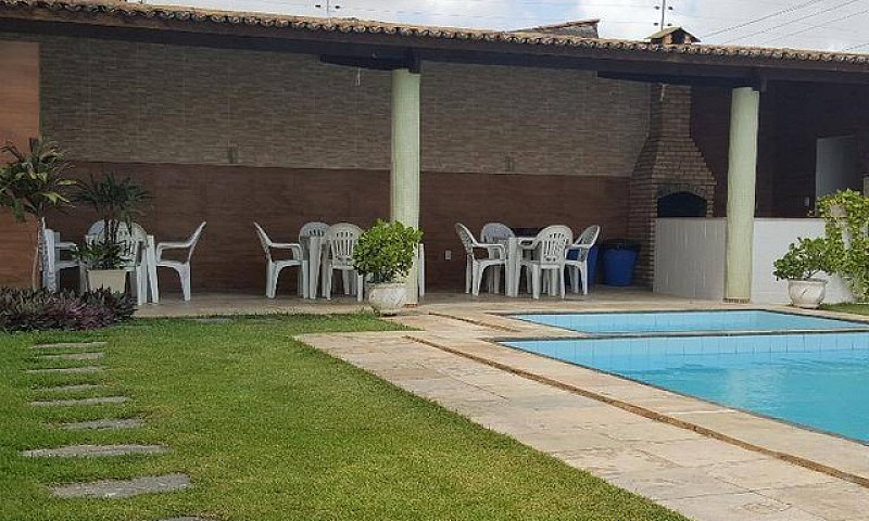 Casa Com 4 Dormitóri...