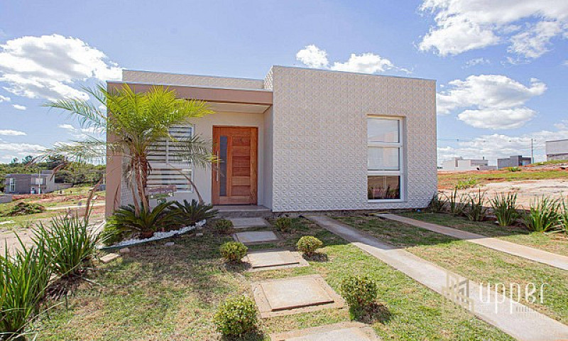 Casa Com 3 Dormitóri...