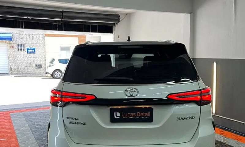Toyota Hilux Sw4 Dia...