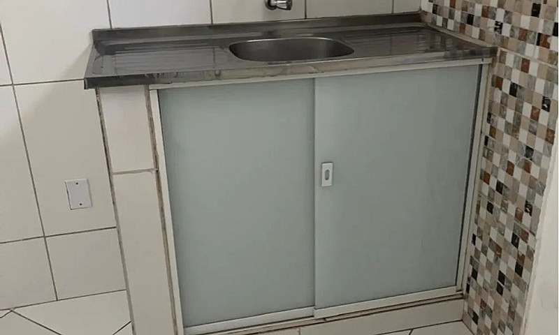 Alugo Kitinete 650 I...