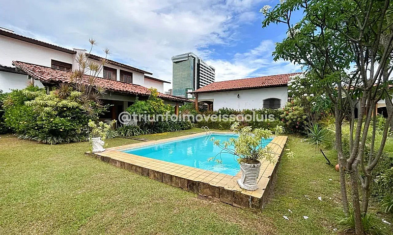 Casa No Calhau Com 3...