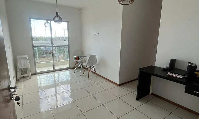 Alugo Apto 2 Quartos...