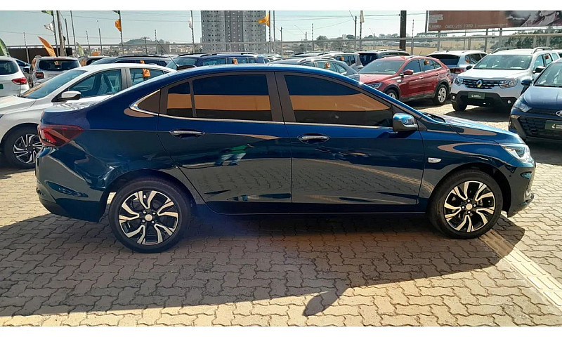Chevrolet Onix Plus ...