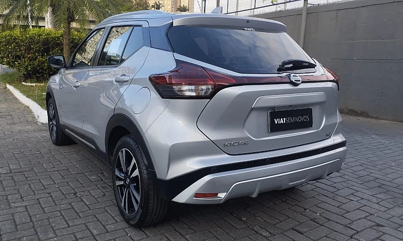 Nissan Kicks Advance...