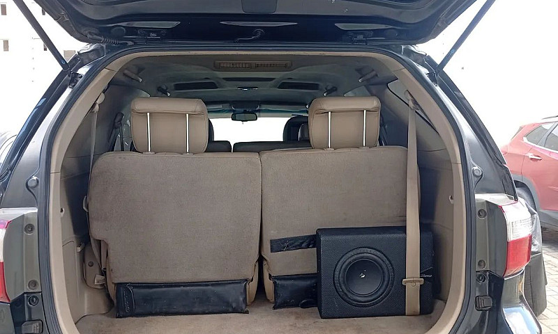 Toyota Hilux Sw4 Srv...