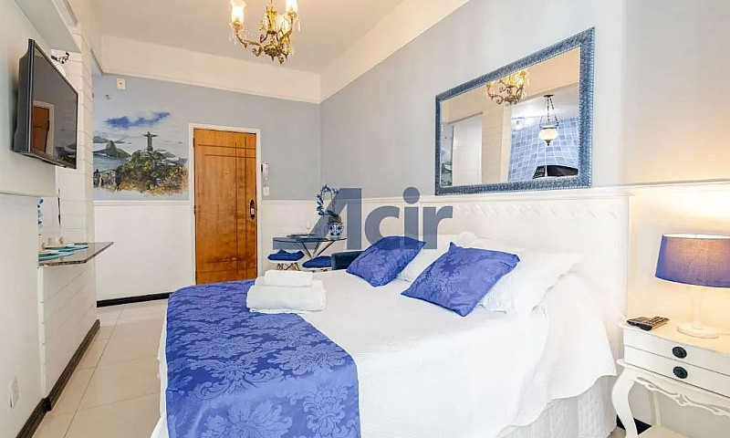 Studio Mobiliado Par...